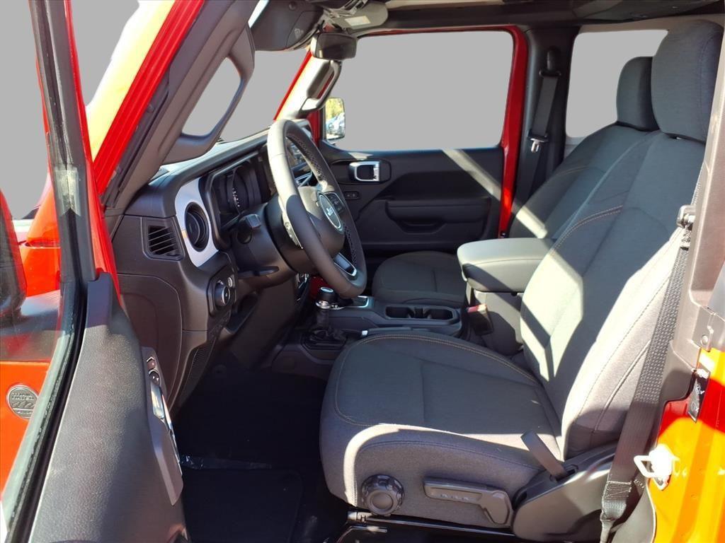 new 2026 Jeep Wrangler car, priced at $40,473