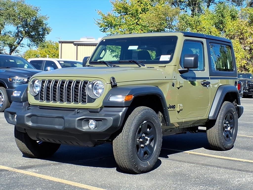 new 2026 Jeep Wrangler car, priced at $35,821