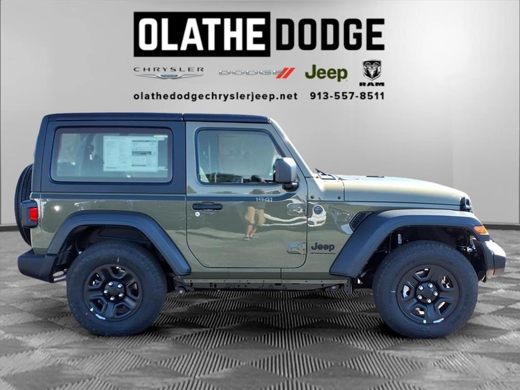 new 2026 Jeep Wrangler car, priced at $35,821