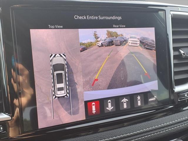 new 2025 Chrysler Pacifica car, priced at $40,031