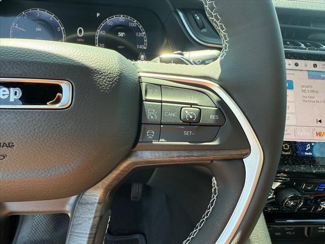 new 2025 Jeep Grand Cherokee car, priced at $49,743