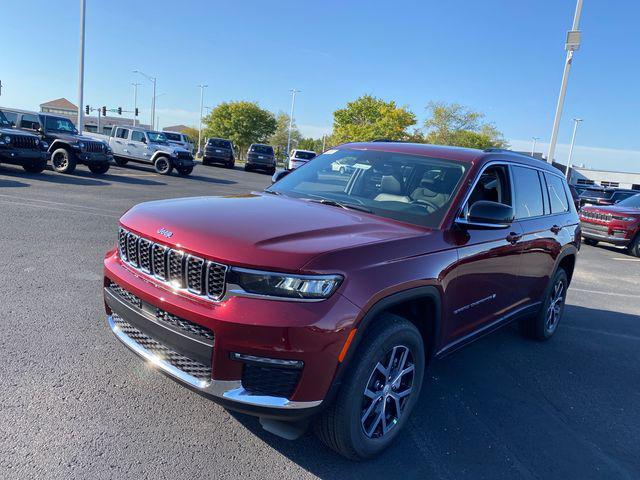 new 2024 Jeep Grand Cherokee L car, priced at $42,585