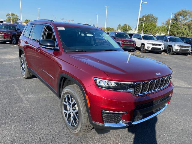 new 2024 Jeep Grand Cherokee L car, priced at $42,585