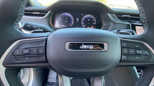 new 2025 Jeep Grand Cherokee car, priced at $48,705