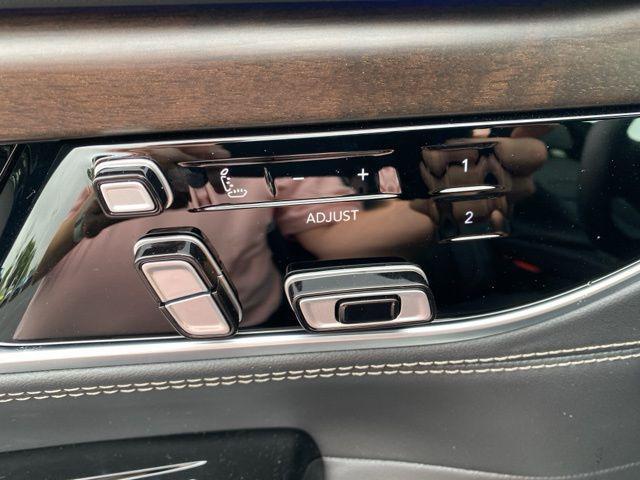 new 2024 Jeep Grand Wagoneer L car, priced at $89,830