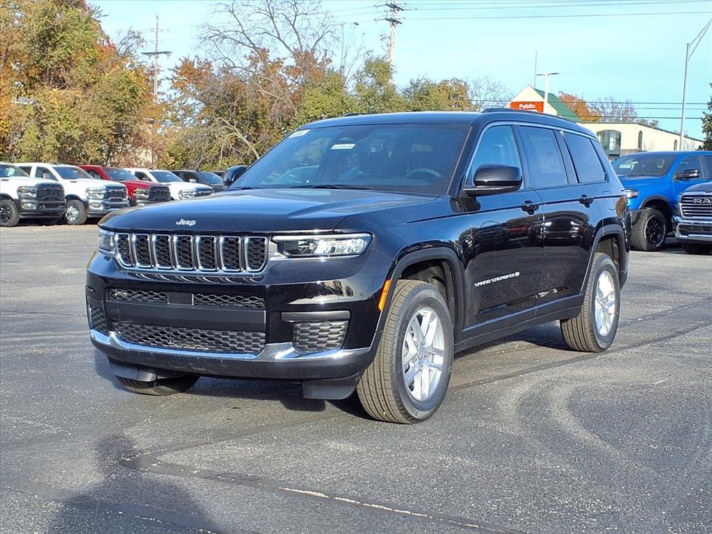 new 2025 Jeep Grand Cherokee L car, priced at $38,359