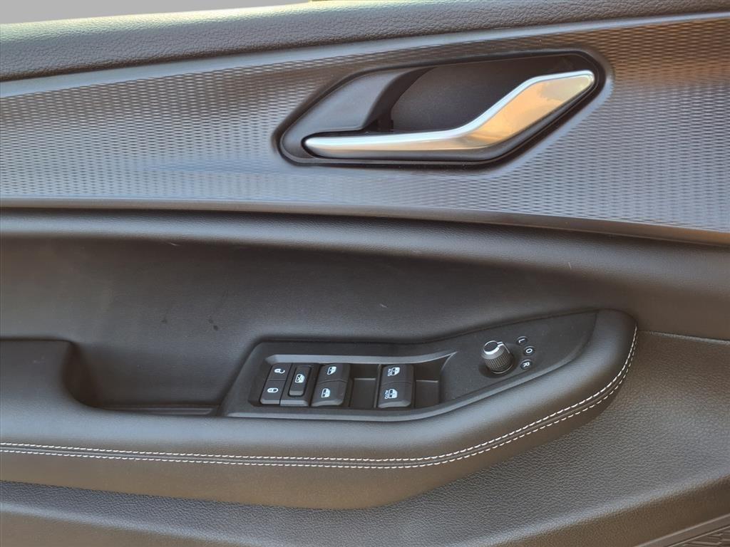 new 2025 Jeep Grand Cherokee L car, priced at $38,359