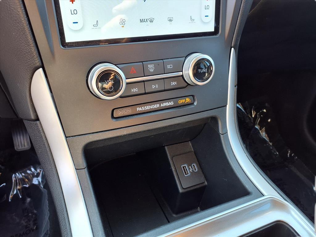 used 2024 Ford Edge car, priced at $23,949