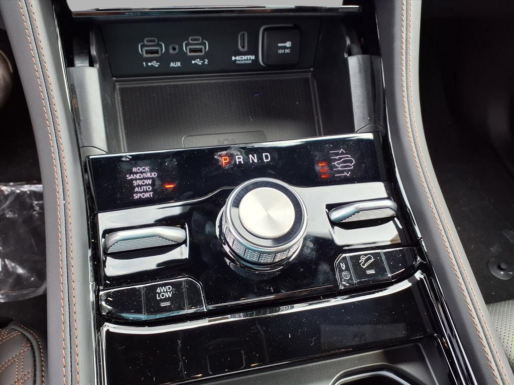 new 2025 Jeep Grand Cherokee L car, priced at $65,454