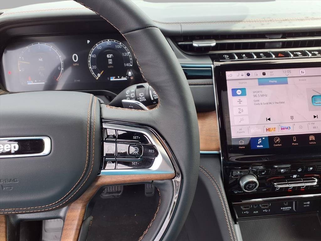 new 2025 Jeep Grand Cherokee L car, priced at $65,454