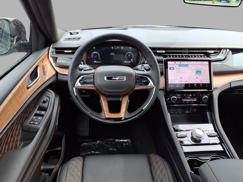 new 2025 Jeep Grand Cherokee L car, priced at $65,454