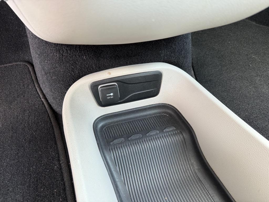 used 2023 Chrysler Pacifica car, priced at $23,400