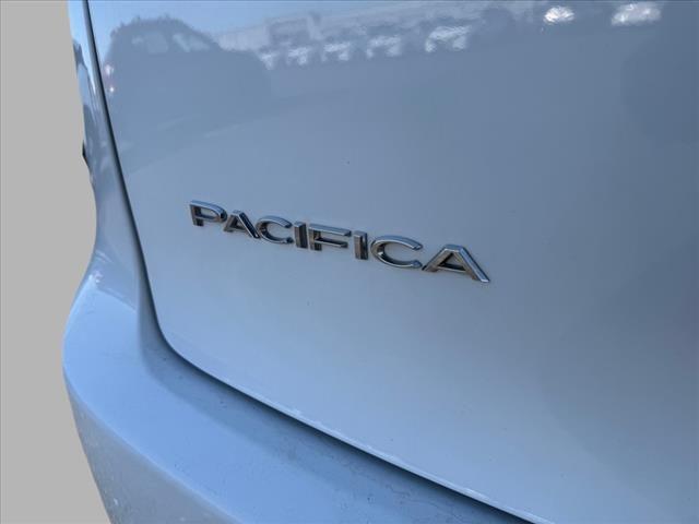 used 2022 Chrysler Pacifica car, priced at $20,724