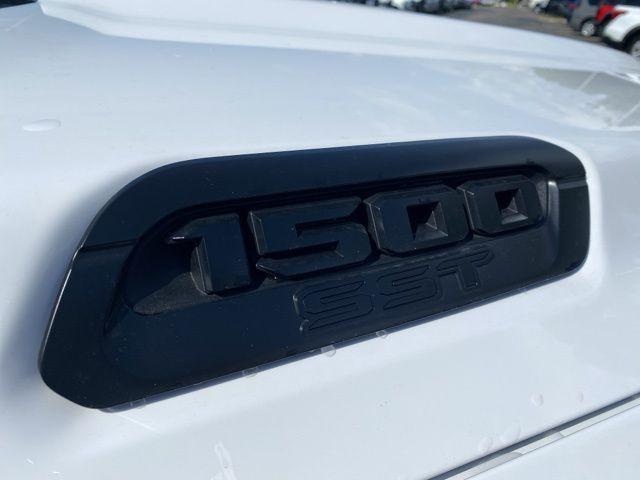 new 2025 Ram 1500 car, priced at $47,780