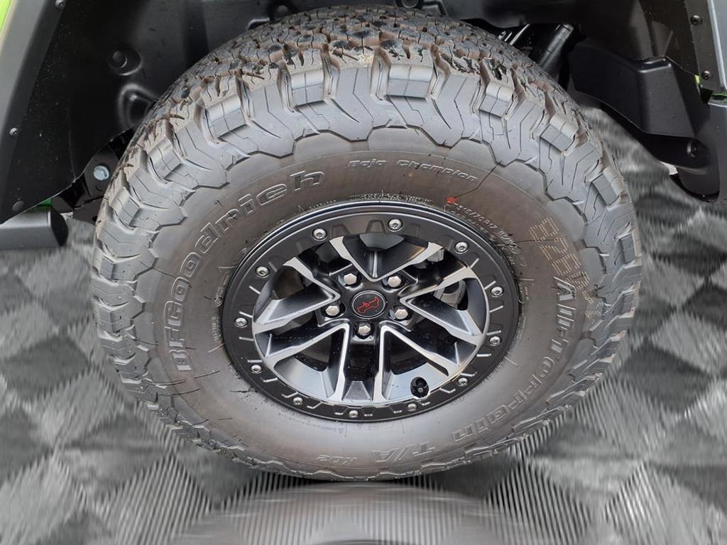 new 2025 Jeep Wrangler car, priced at $57,509