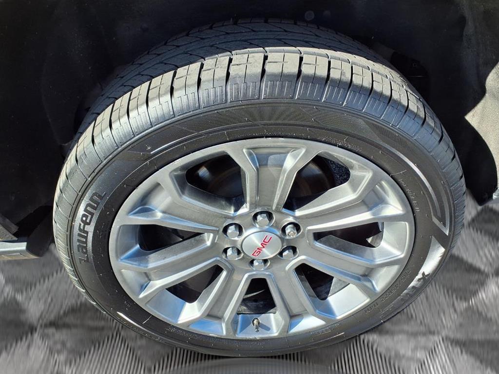 used 2020 GMC Yukon car, priced at $34,910