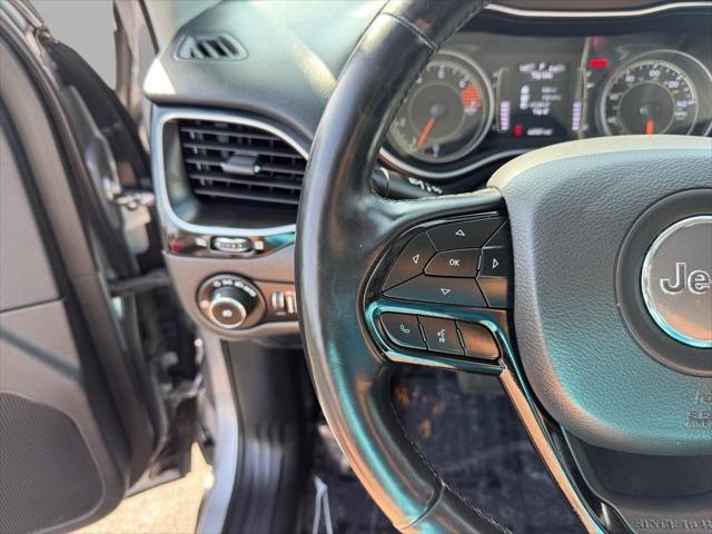 used 2020 Jeep Cherokee car, priced at $18,995