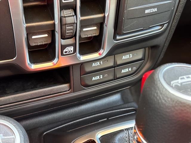 new 2025 Jeep Gladiator car, priced at $38,495