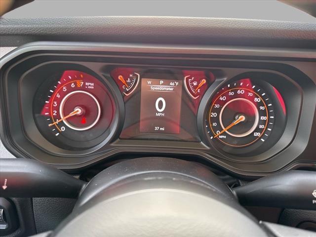 new 2025 Jeep Gladiator car, priced at $38,495