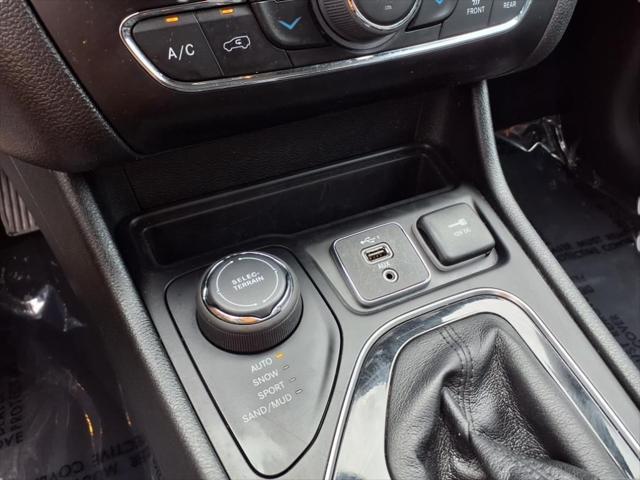 used 2023 Jeep Cherokee car, priced at $22,930