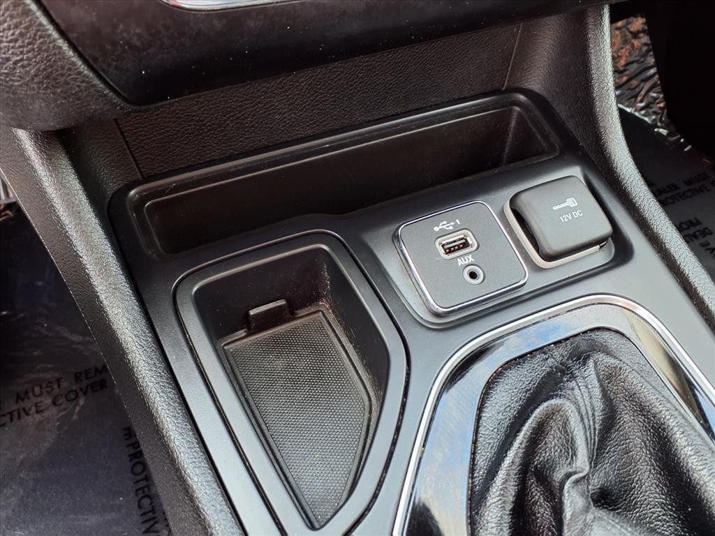 used 2021 Jeep Cherokee car, priced at $19,955