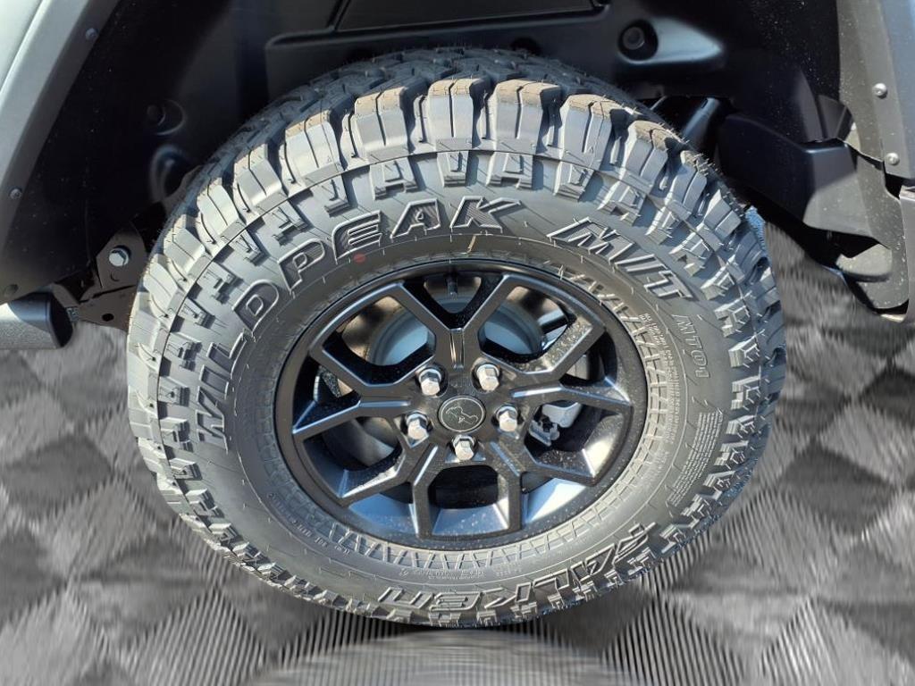 new 2025 Jeep Wrangler car, priced at $50,529