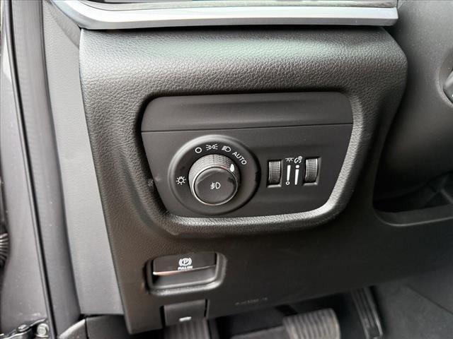 new 2025 Jeep Grand Cherokee L car, priced at $51,823