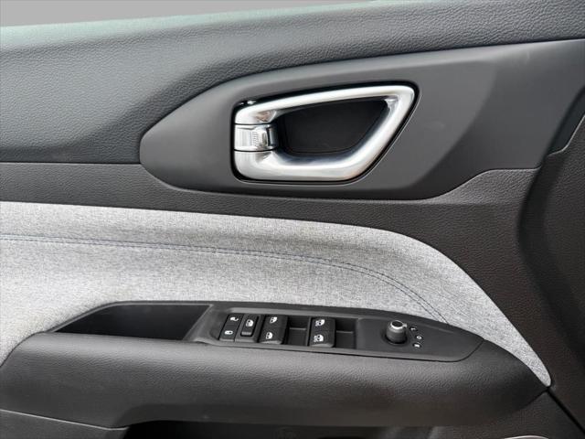 new 2025 Jeep Compass car, priced at $27,995