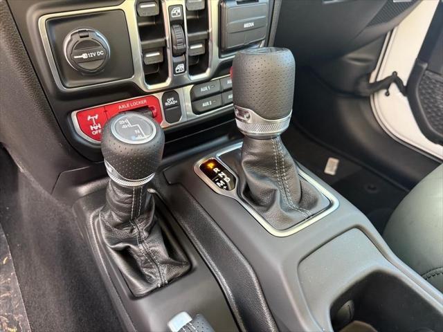new 2025 Jeep Gladiator car, priced at $48,291