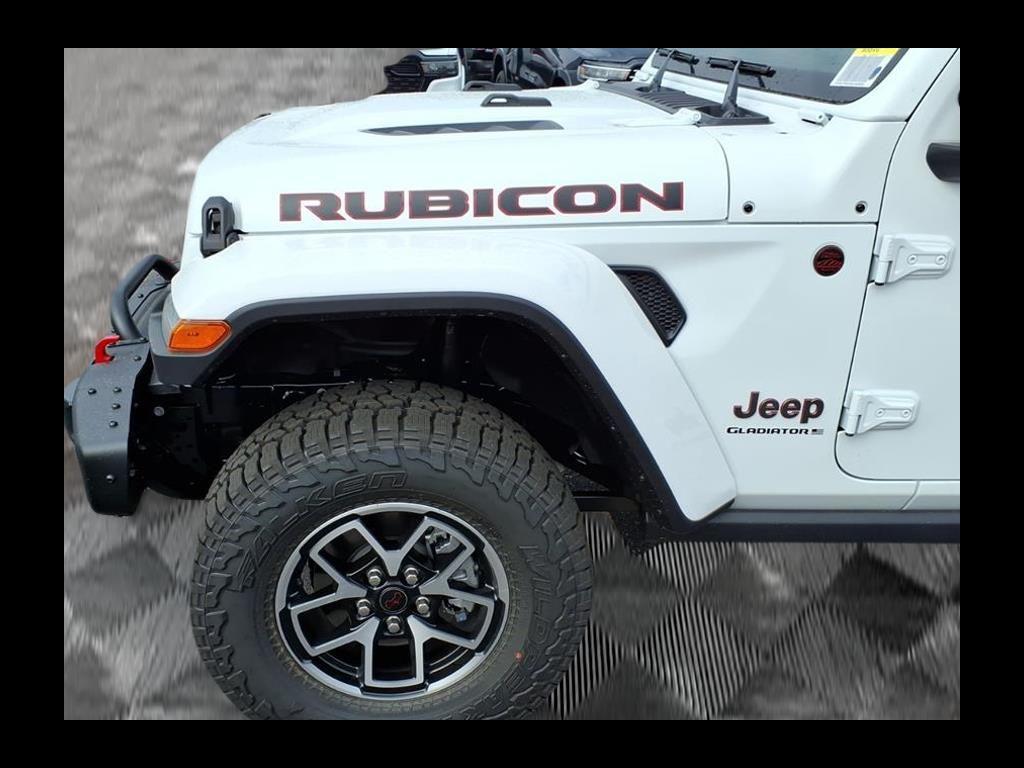 new 2025 Jeep Gladiator car, priced at $52,359