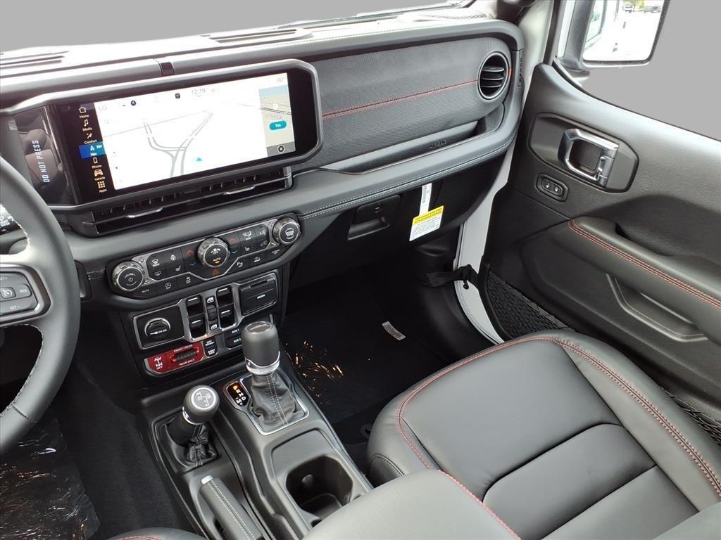 new 2025 Jeep Gladiator car, priced at $52,359