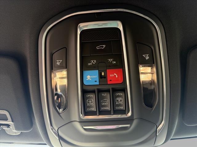 new 2025 Jeep Grand Cherokee car, priced at $49,273