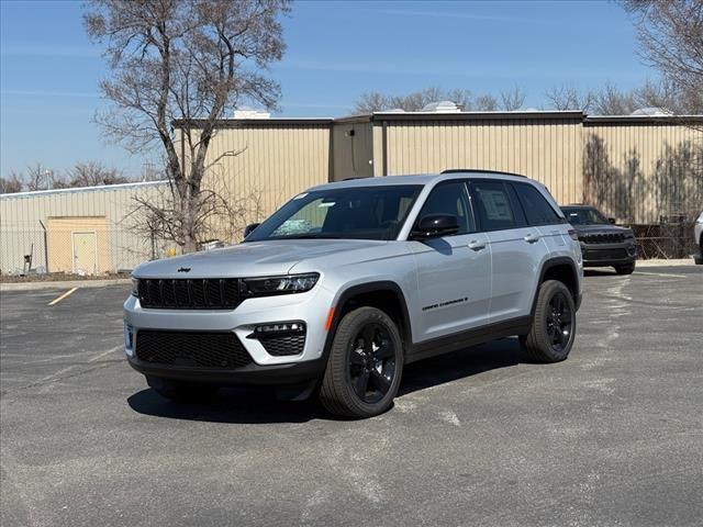 new 2025 Jeep Grand Cherokee car, priced at $49,273
