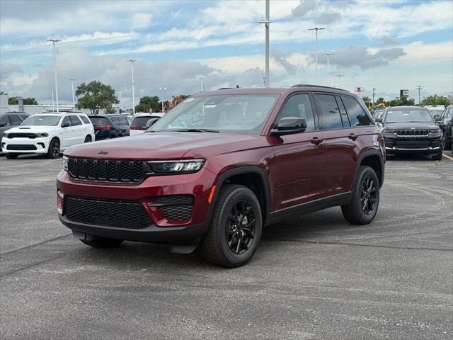 new 2025 Jeep Grand Cherokee car, priced at $37,900