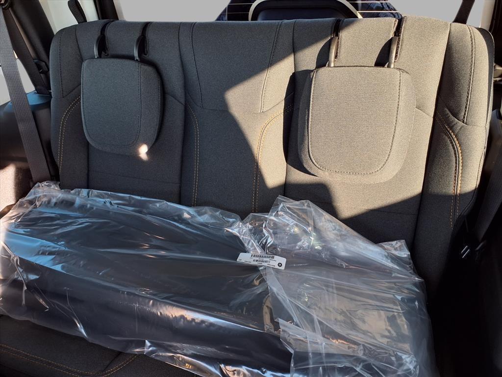 new 2026 Jeep Wrangler car, priced at $46,768