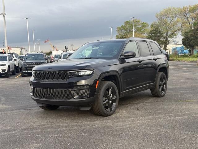 new 2025 Jeep Grand Cherokee car, priced at $40,400