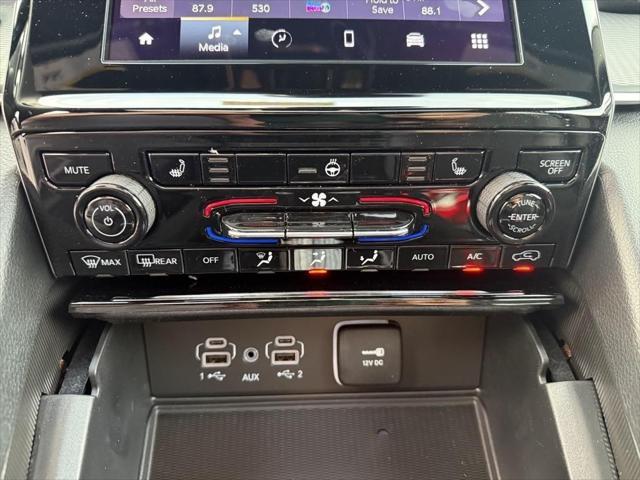 new 2025 Jeep Grand Cherokee car, priced at $40,400