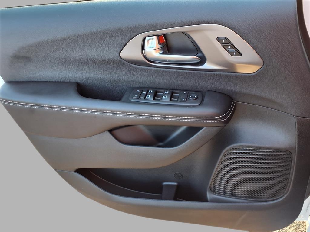 new 2026 Chrysler Pacifica car, priced at $50,785