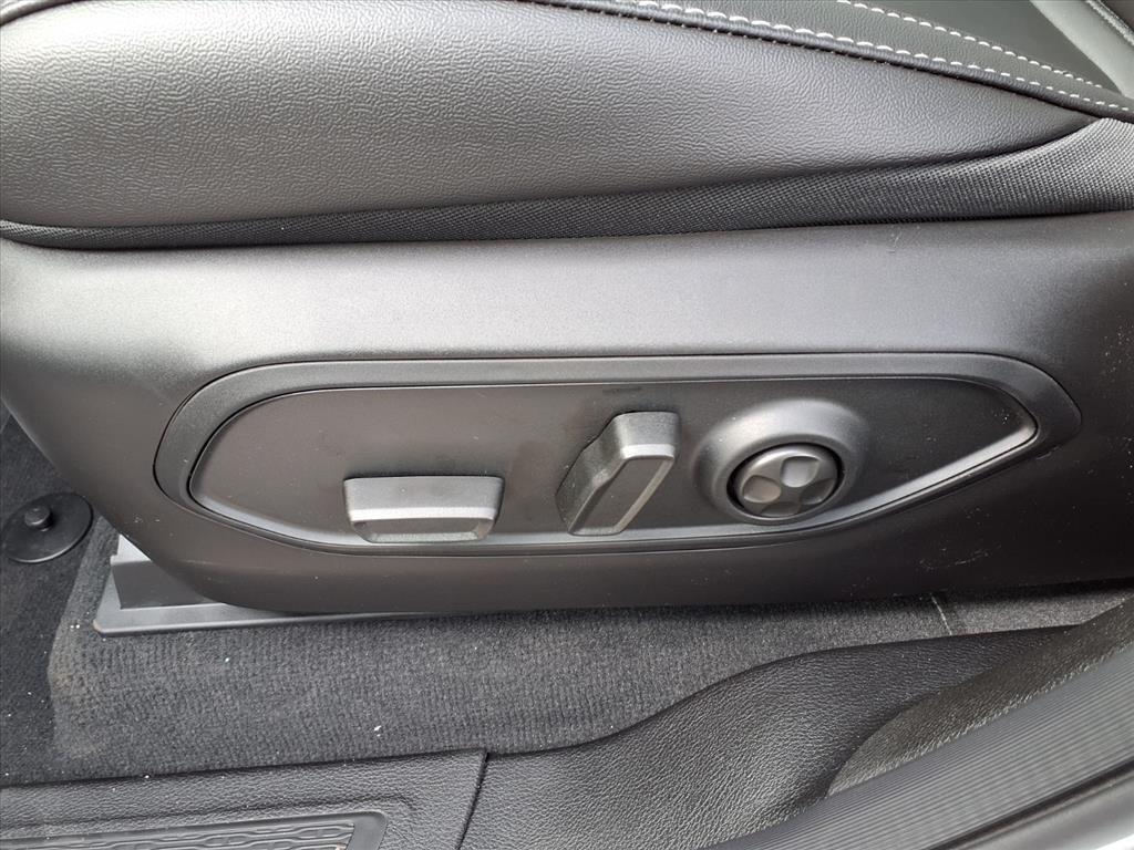 new 2025 Jeep Grand Cherokee L car, priced at $49,492