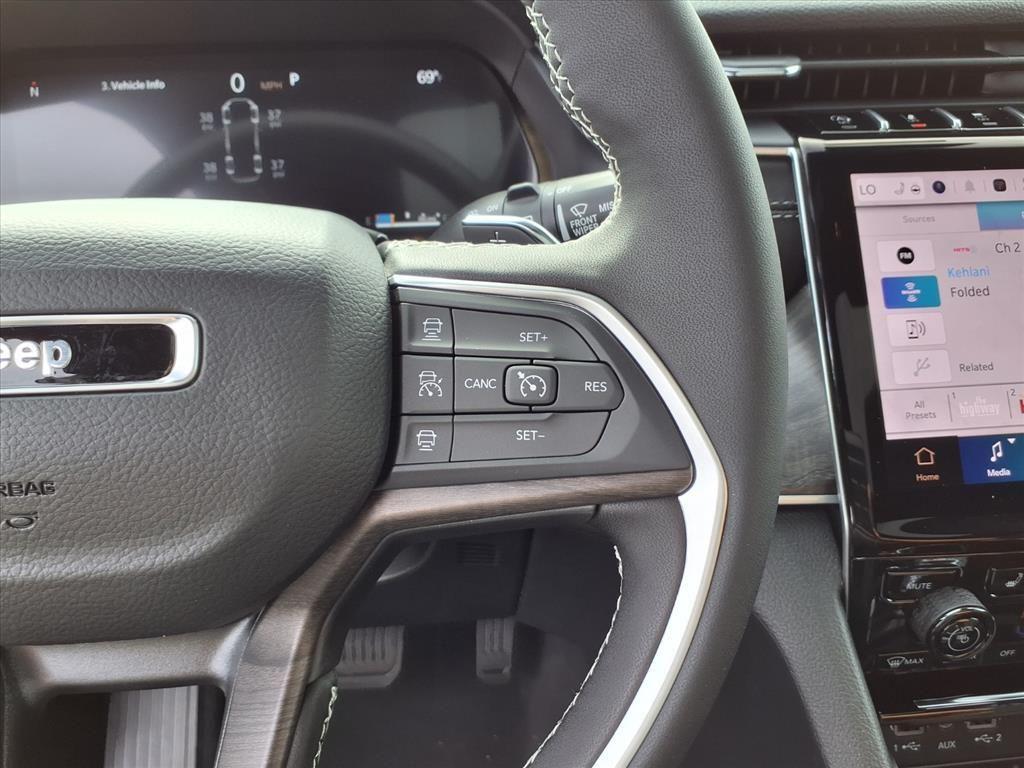 new 2025 Jeep Grand Cherokee L car, priced at $49,492