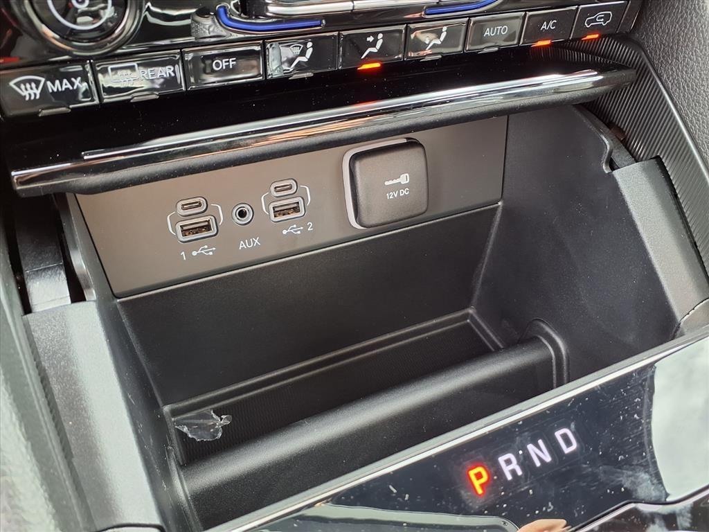 new 2025 Jeep Grand Cherokee L car, priced at $49,492