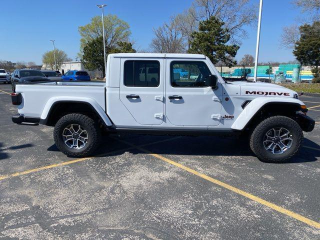 new 2024 Jeep Gladiator car, priced at $49,288