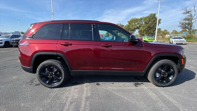 new 2025 Jeep Grand Cherokee car, priced at $51,955