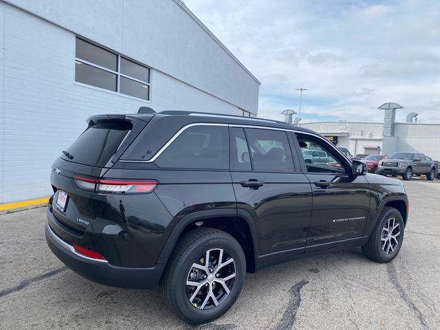 new 2024 Jeep Grand Cherokee car, priced at $42,730