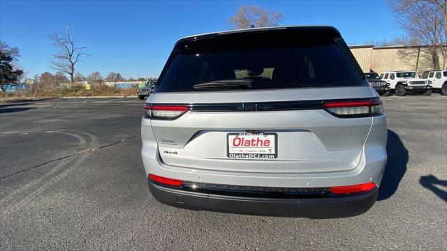 new 2025 Jeep Grand Cherokee car, priced at $38,995