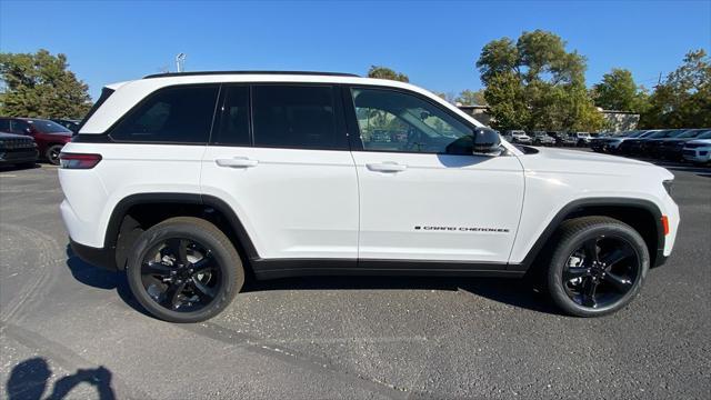 new 2025 Jeep Grand Cherokee car, priced at $51,360