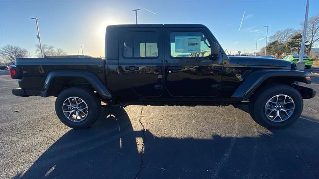 new 2025 Jeep Gladiator car, priced at $48,175