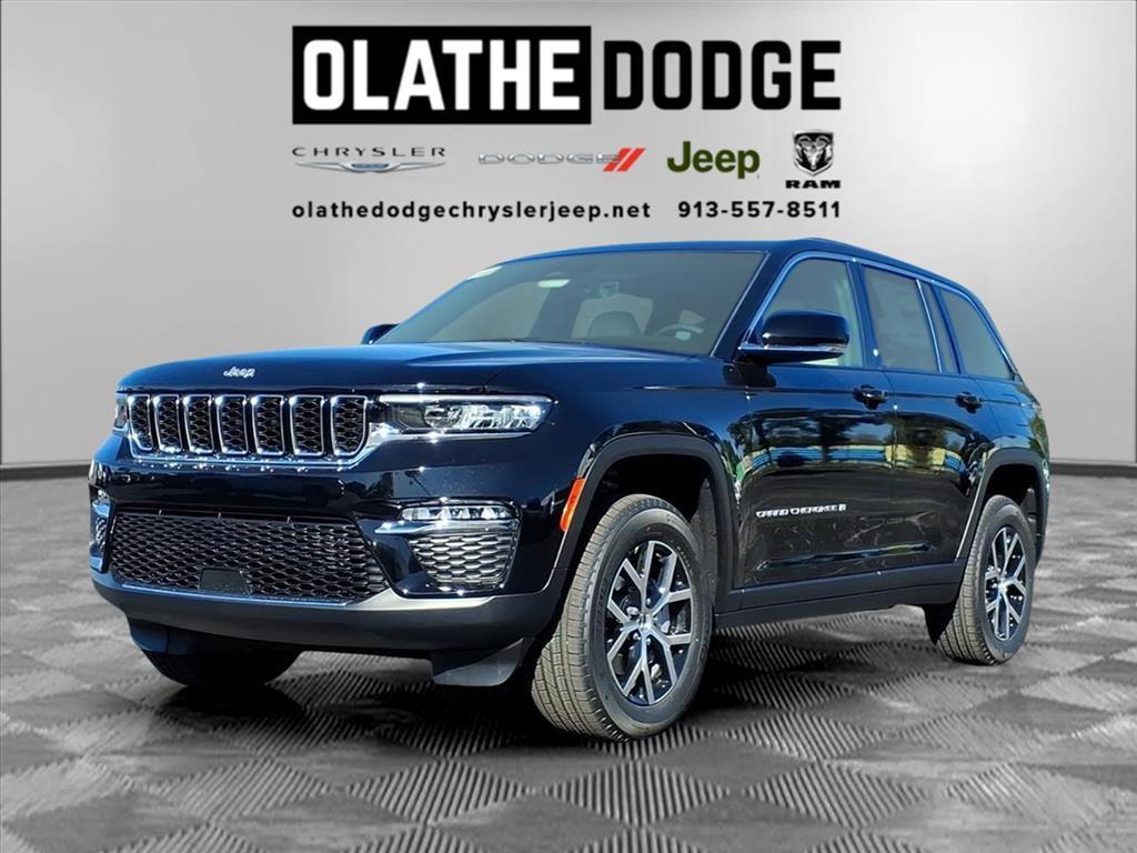new 2025 Jeep Grand Cherokee car, priced at $45,759