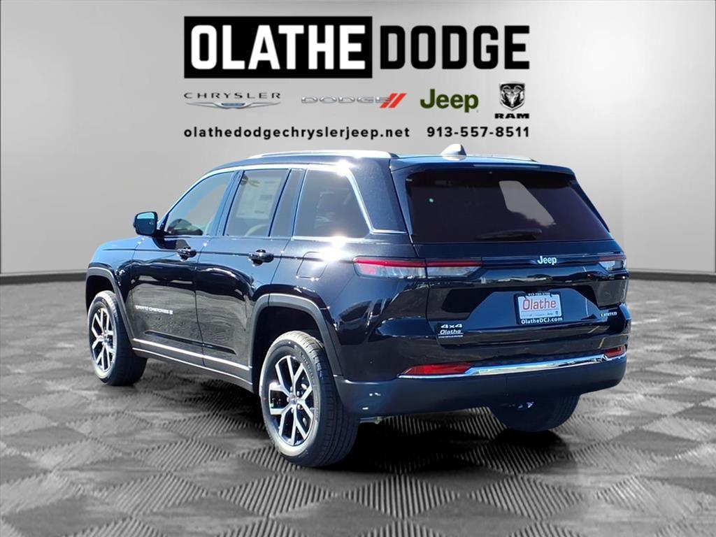 new 2025 Jeep Grand Cherokee car, priced at $45,759