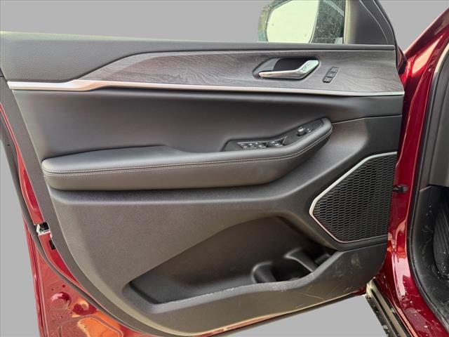 new 2025 Jeep Grand Cherokee L car, priced at $53,518